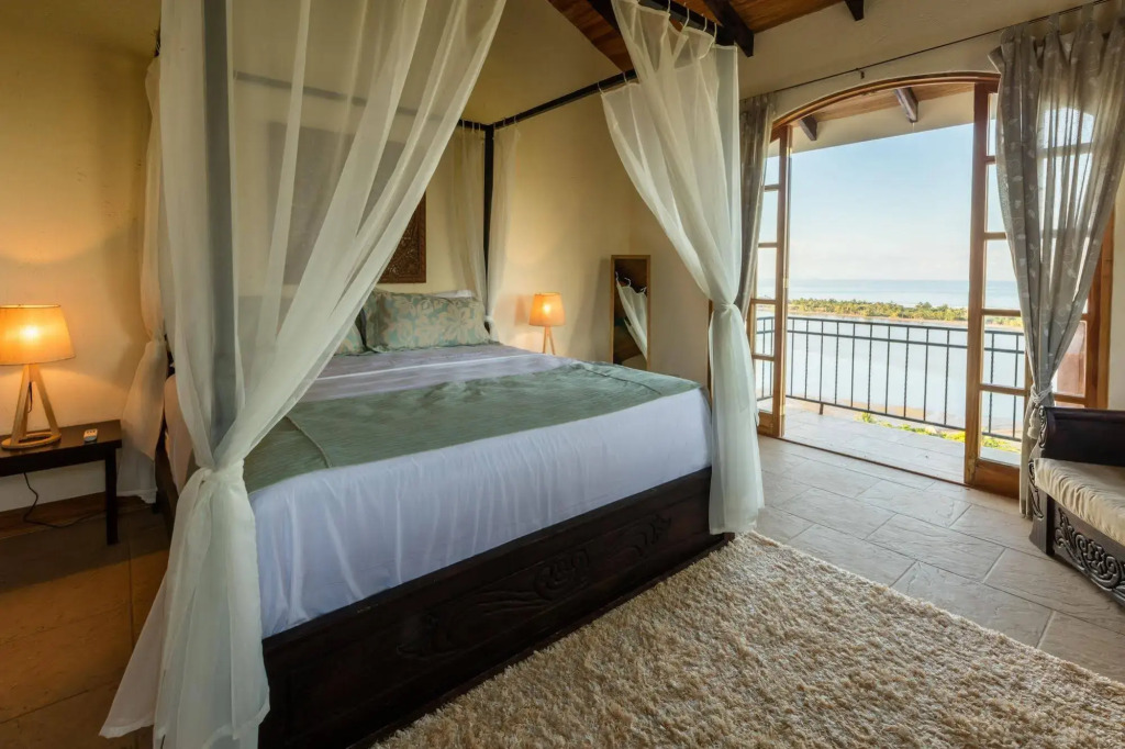 El Castillo Luxury Boutique Hotel