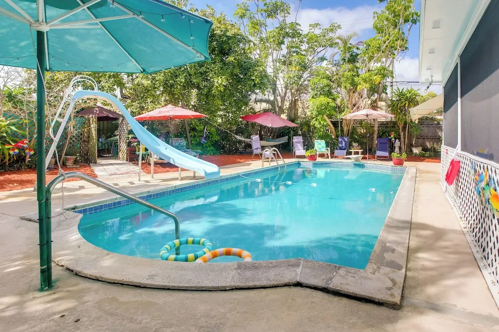 < 3 Mi to Golf & Swim: Cozy Oasis in Lake Worth