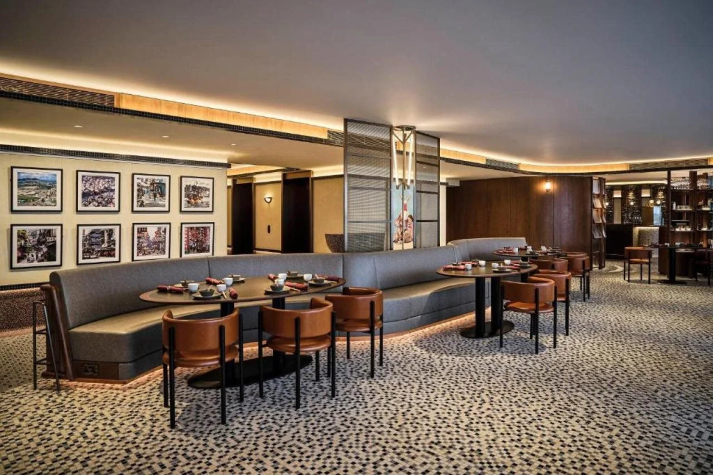 Oasis Aurum 181 Hotel