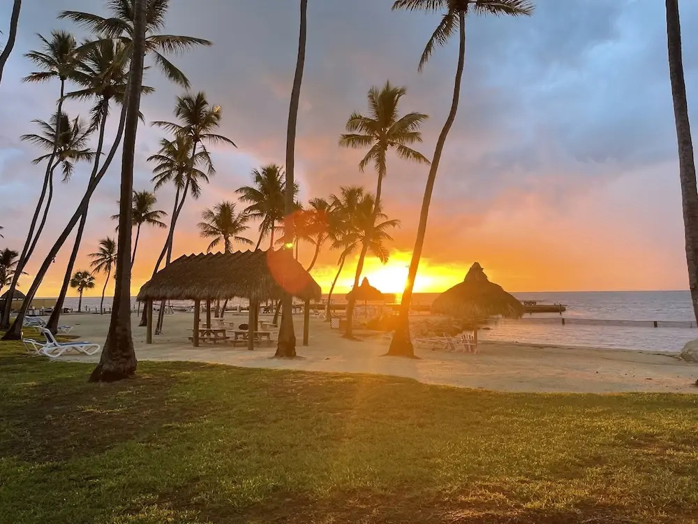 Breezy Palms Resort