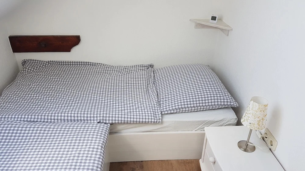 Ferienhaus Hemenswarft direkt an der Nordsee mit Meerblick