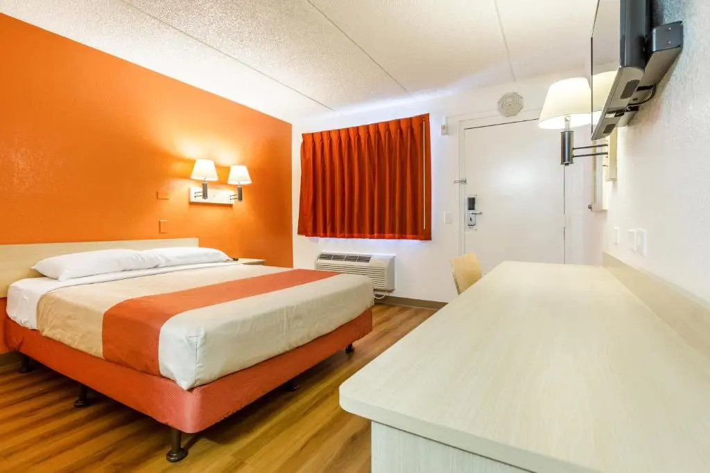 Motel 6 Tempe, AZ Phoenix Airport Priest Dr