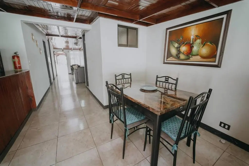 Flor Tica House