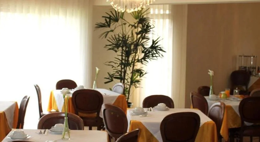 Hotel Dom Leal