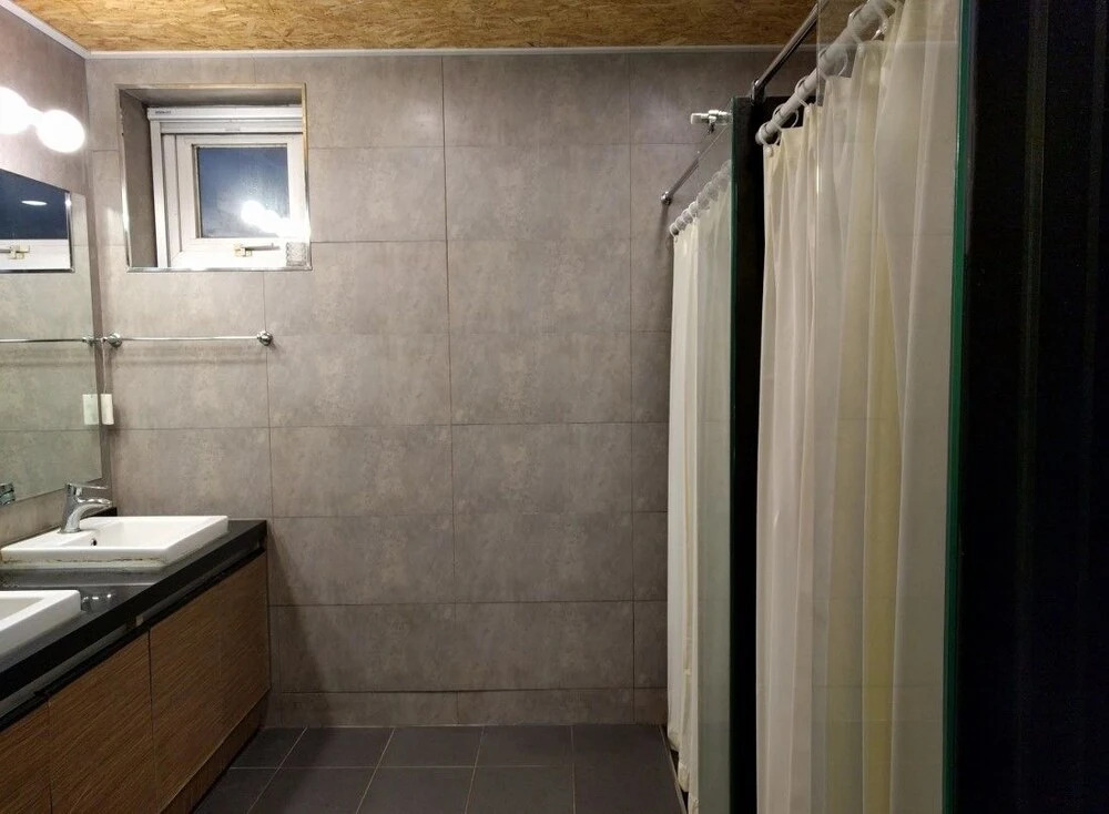 Ewak Guesthouse