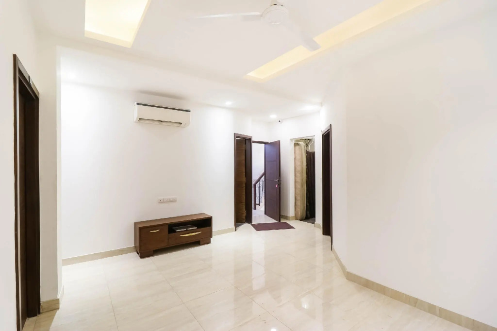 OYO 66222 Premium Villa