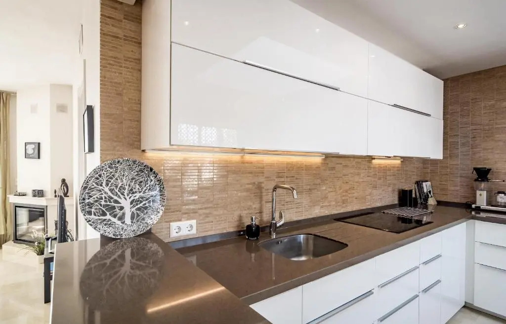 MA2- Sea views, walking distance to Puerto Banus