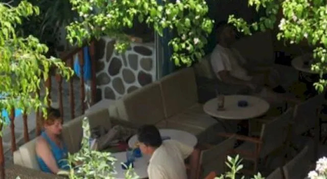 Costantonia Holiday Apartments