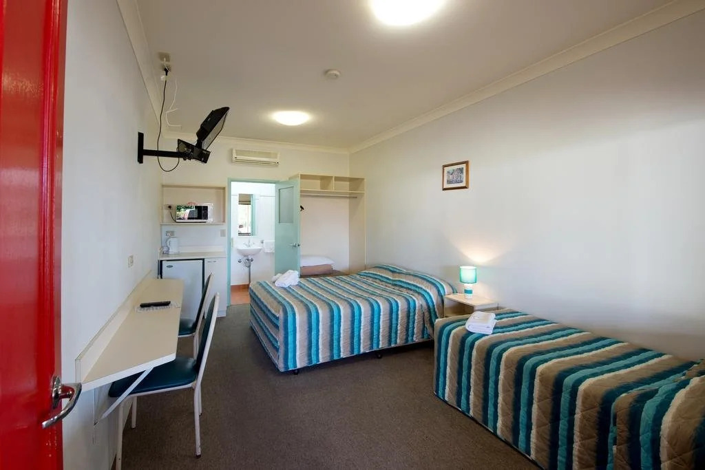 Lamington Hotel Motel - Detached Motel