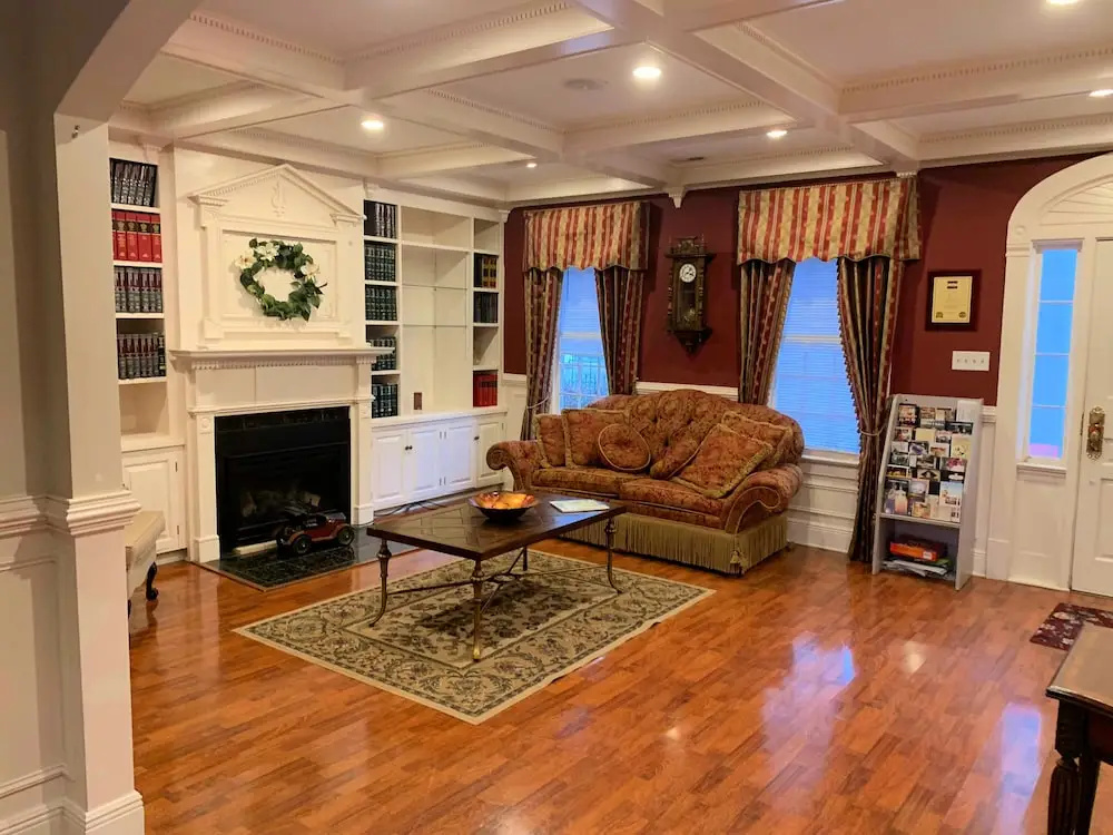 The Lake Manor
