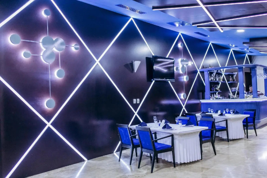 Отель Point Hotel Baku