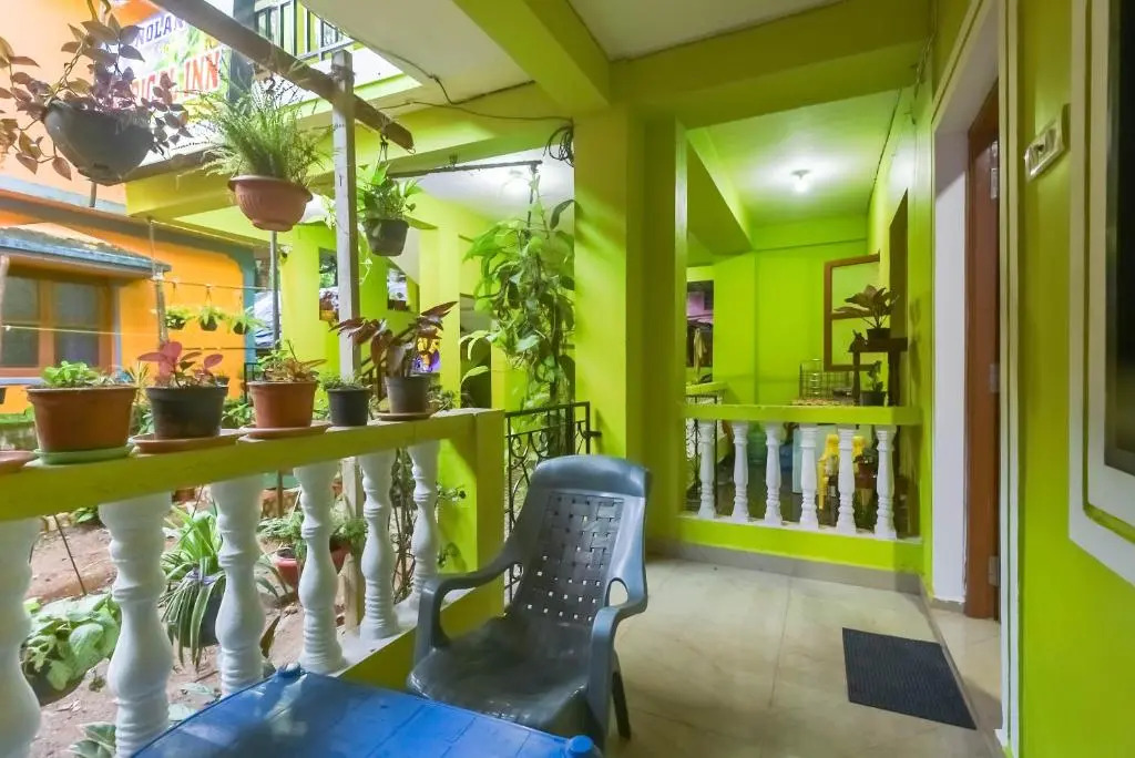 Tropical Inn