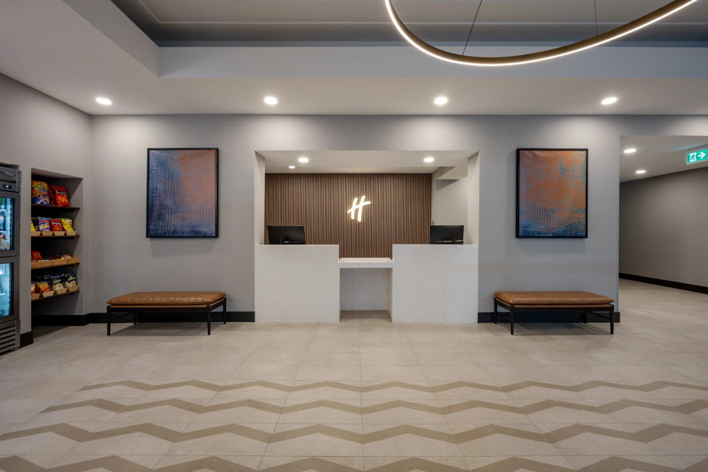 Holiday Inn & Suites Winnipeg Downtown by IHG