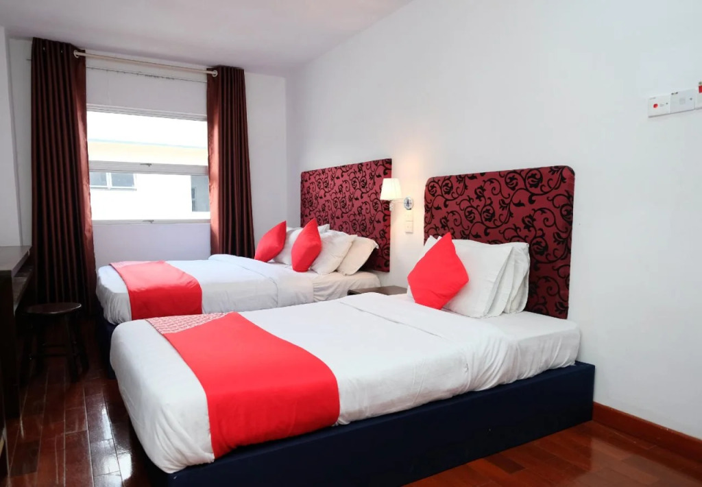 Grand City Hotel I By OYO Rooms