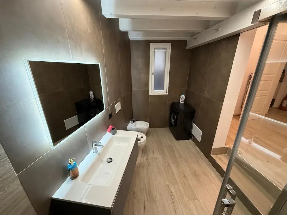 5 Terre hub suite