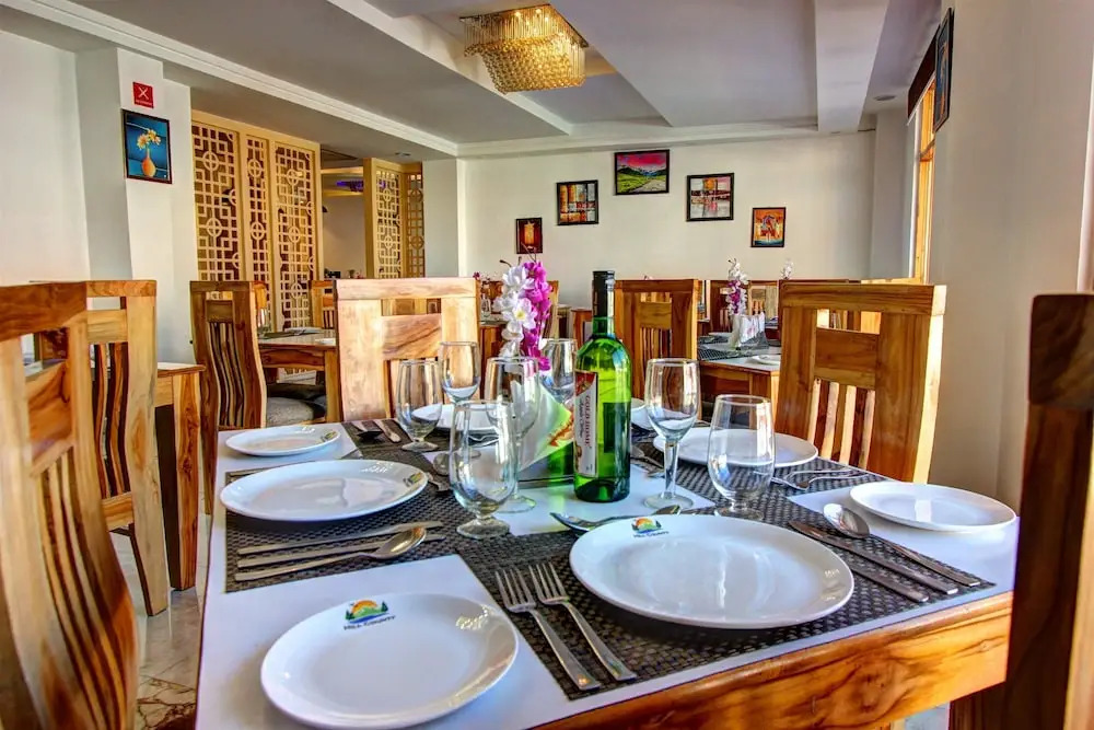OYO 10786 Hotel Hill County
