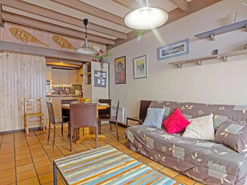 Chalet cosy avec garage et vues, 3 niveaux, 6 pers, proche Luz, animaux admis - FR-1-402-54