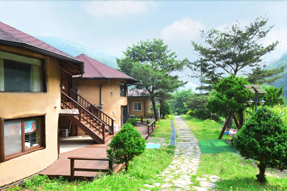 Wonju Munmak-eup Healing & Recreation Park Pension