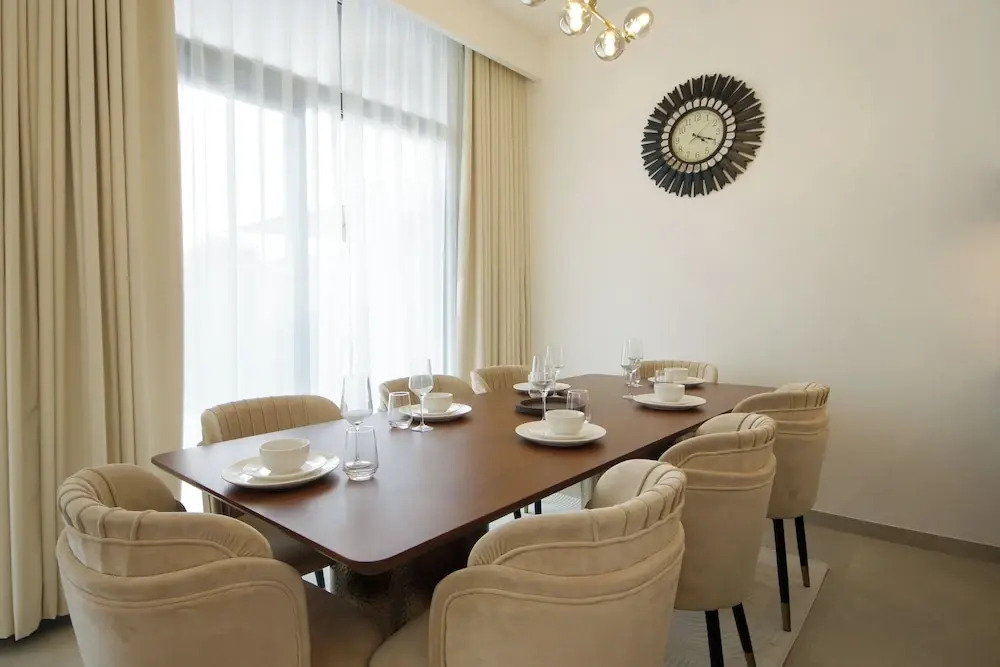 Silk Valley - Luxury 3BR Villa near park