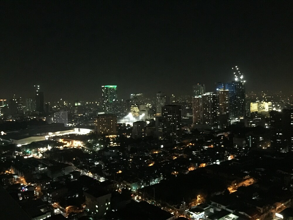 SMDC Breeze Residences