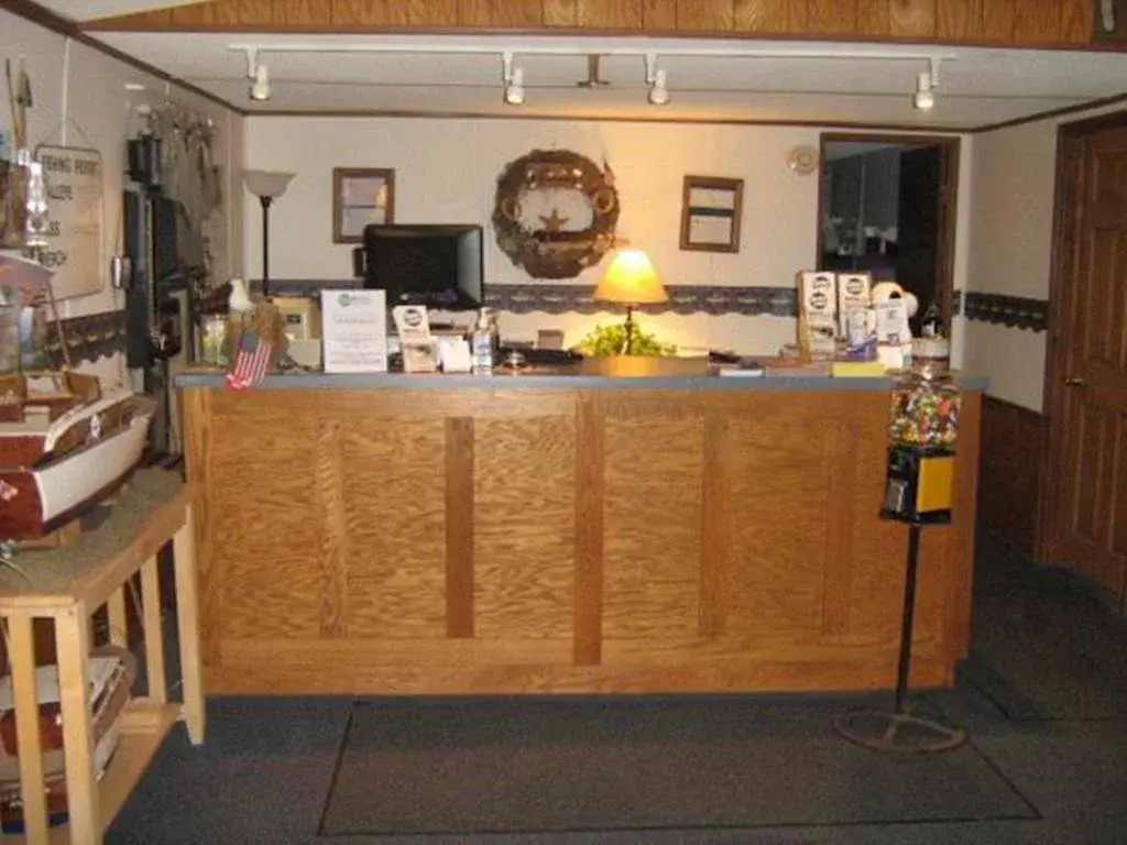 White Caps Motel and RV Park