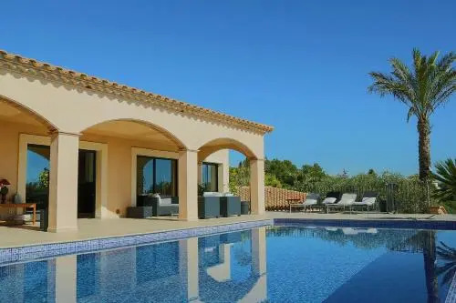 Villa Infinity