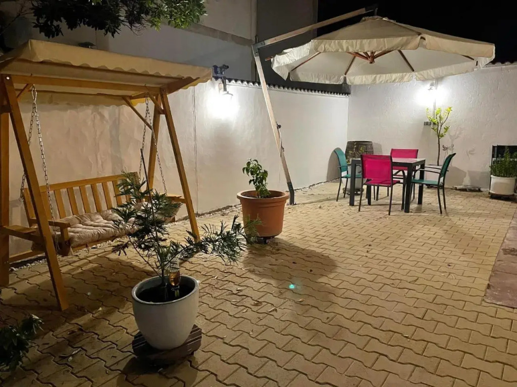 3 Pieces Avec Terrasse Entre Plage Et Centre Ville