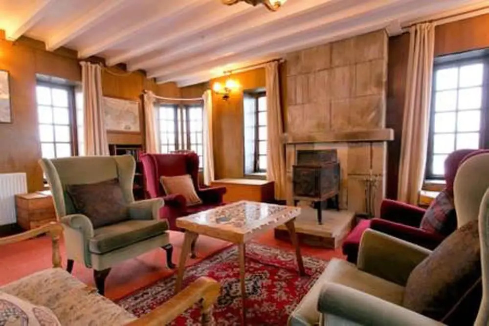 The Tower at Plane Castle-sleeps 4-pets Ok-parking