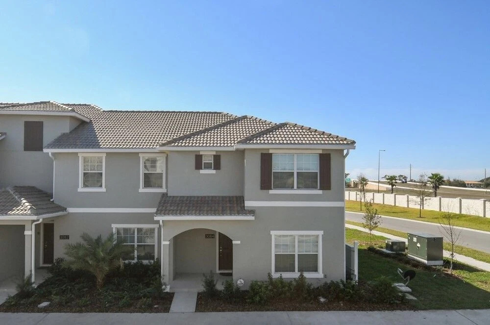 "boutique" Style Home Near Disney! 5 Bedroom Home by RedAwning