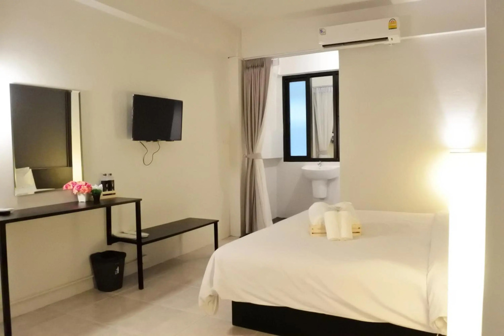 Shane Hotel