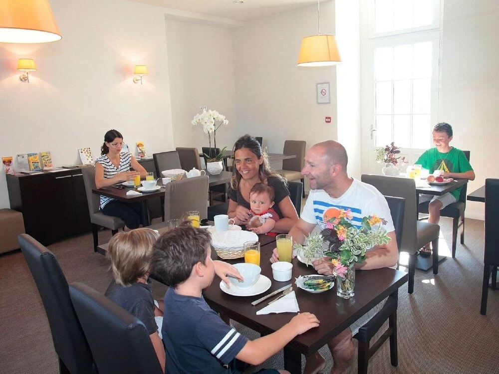 Snug Apartment in a 17th Century Castle in a Breton Village