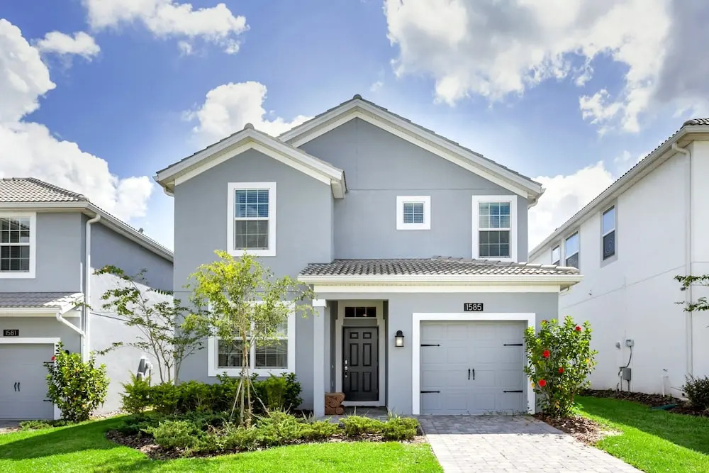 5 Bdrm Gated Golf Community Villa