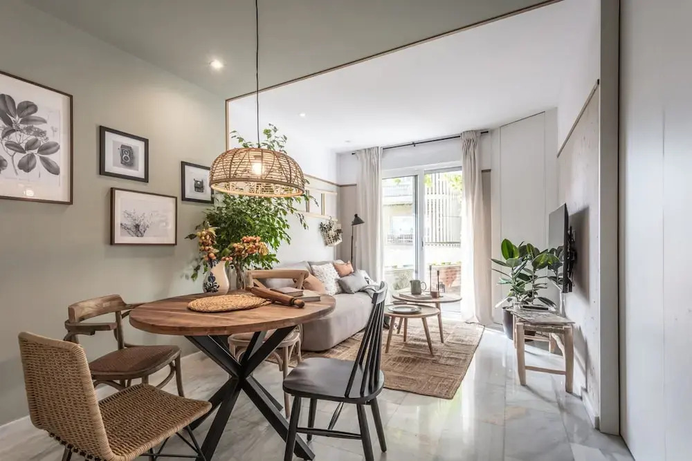 Sabina - 1 Bedroom and Terrace in Almagro