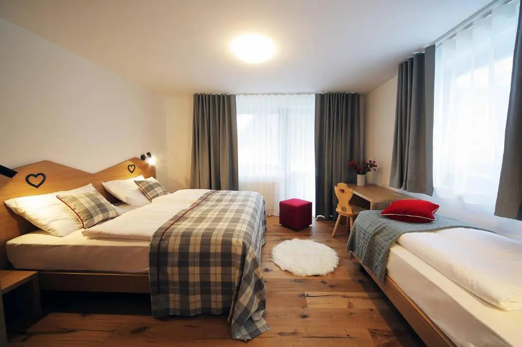 Apartments and Rooms Kaja