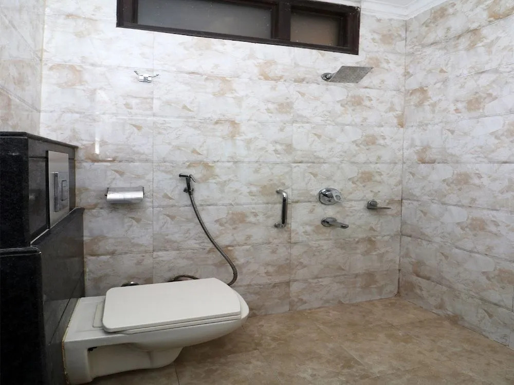 FabHotel Starhood - Manikonda