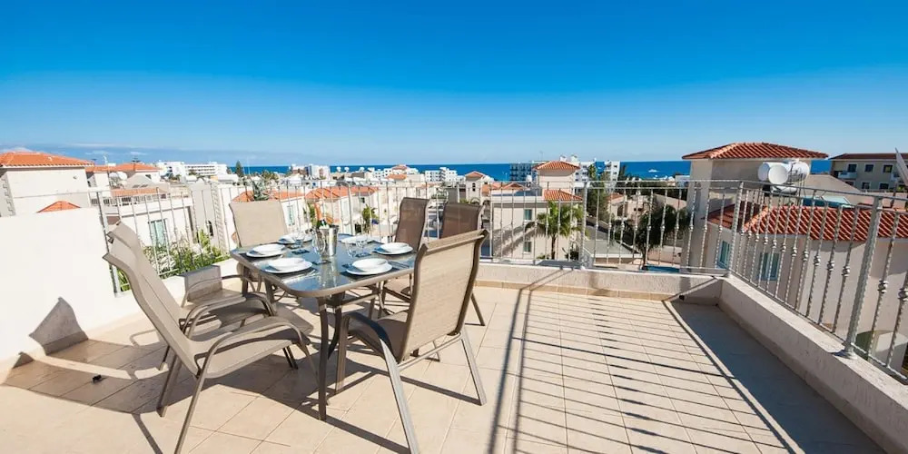 Rent Private Villa 045