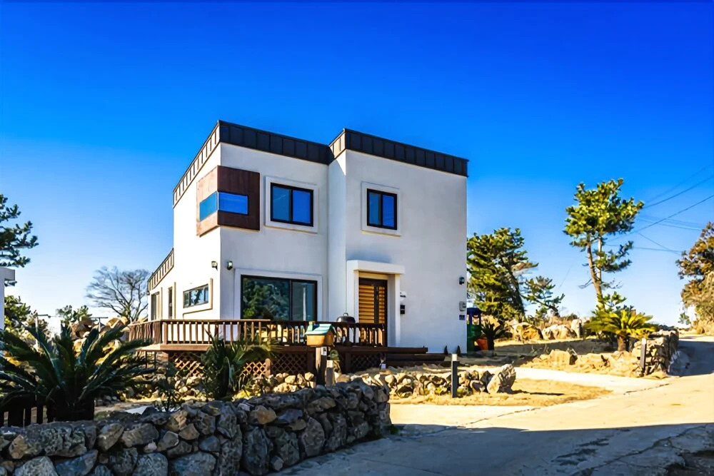 Seogwipo Sanbangsan-ui-achim Pension