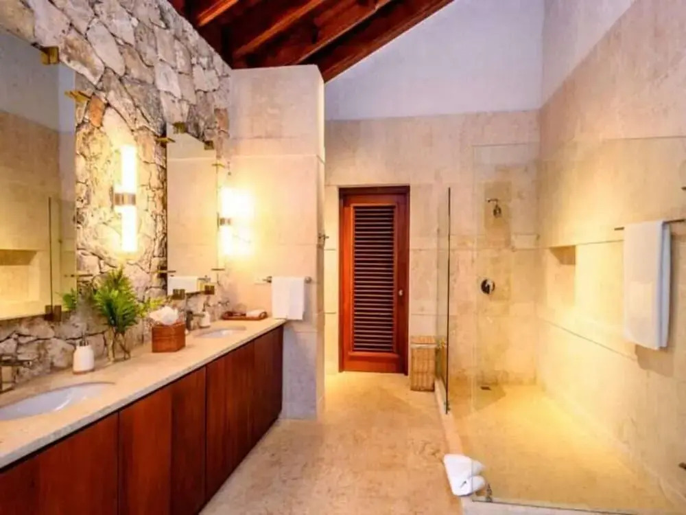 Sunny Vacation Villa 68