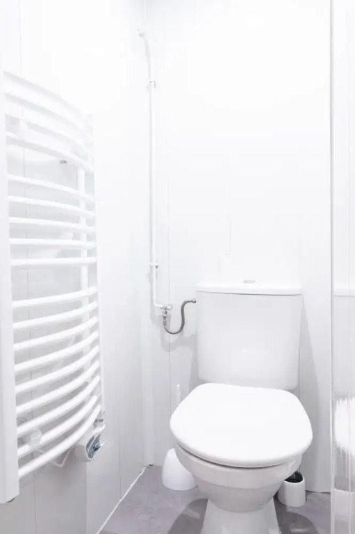 Charming Bright Studio at the Gates of Paris