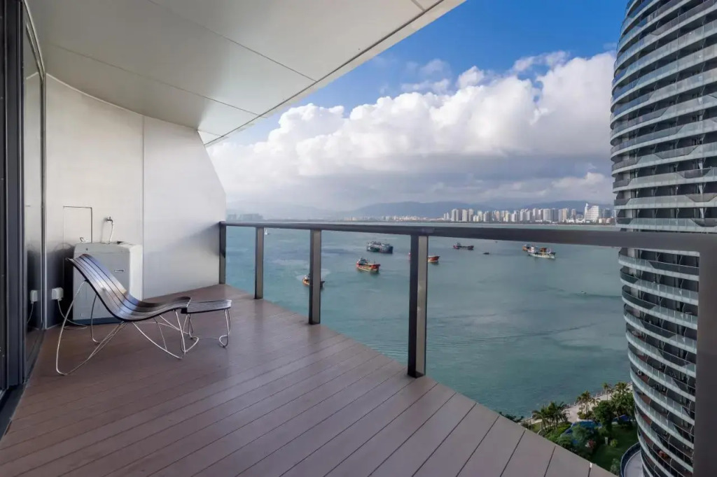 Sanya phoenix island yuejia holiday apartment