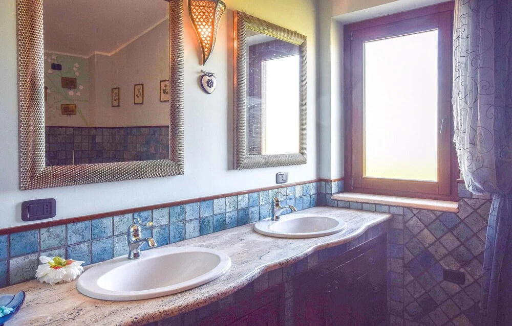 Beautiful Home in Isola di Capo Rizzuto With 3 Bedrooms