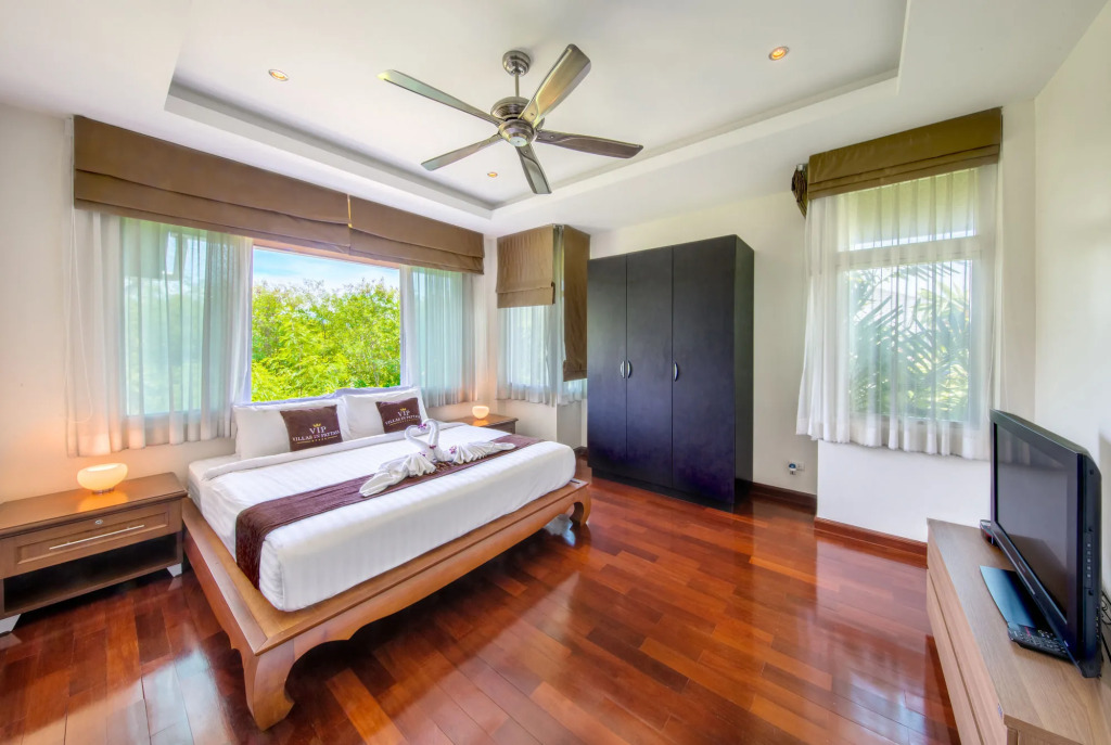 Paradise Pool Villa Pattaya in Tropicana Village