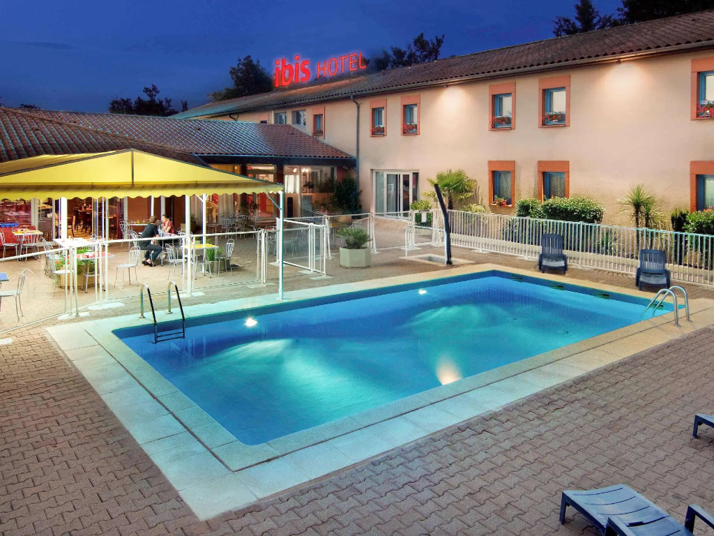 ibis Montauban