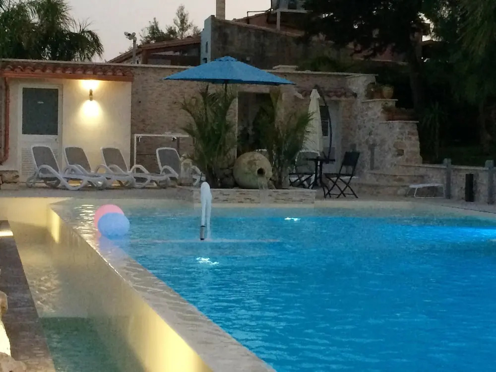 Apartment With 3 Bedrooms in Pozzallo, With Wonderful sea View, Pool A