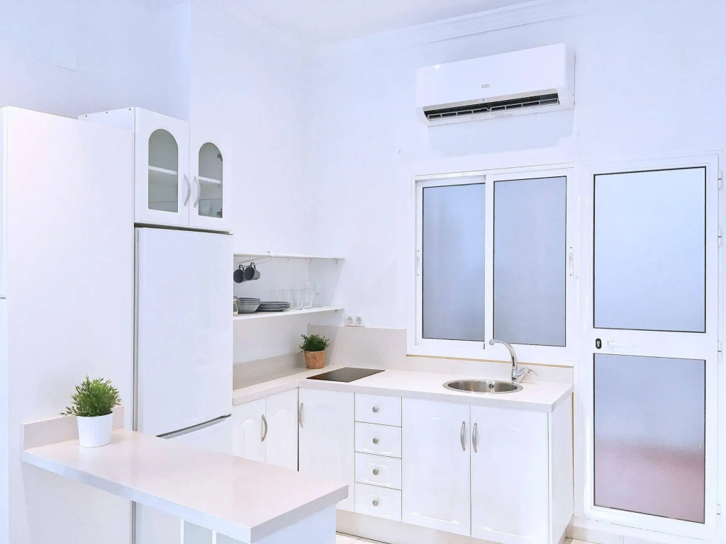 MalagaUrbanRooms - Central Suites