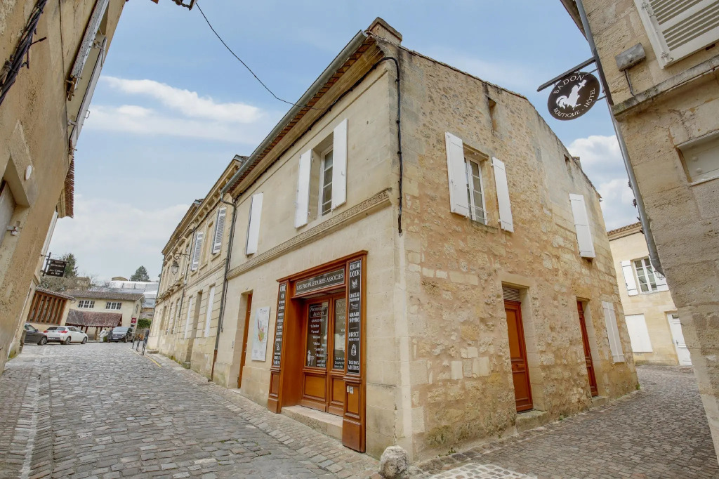 LOGIS ANDRAUD STUDIOS