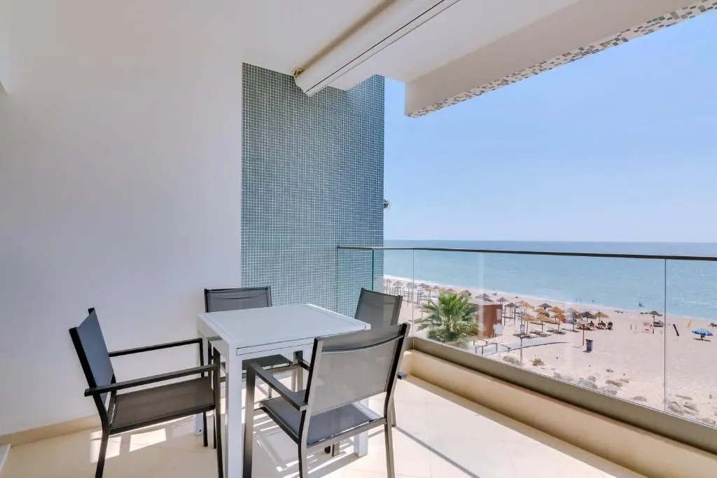 Brisa do Mar 2Br - Sea front - Luxury apartment