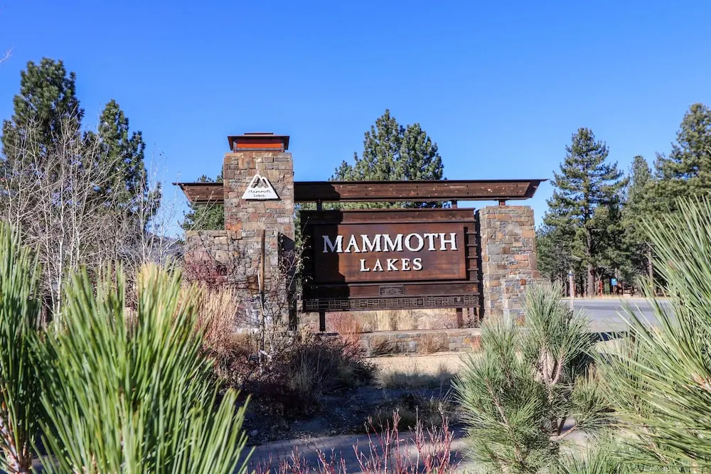 Sierra Megeve 7 Deluxe Remodeled Condo, Just A Short Walk To Canyon Lodge by RedAwning