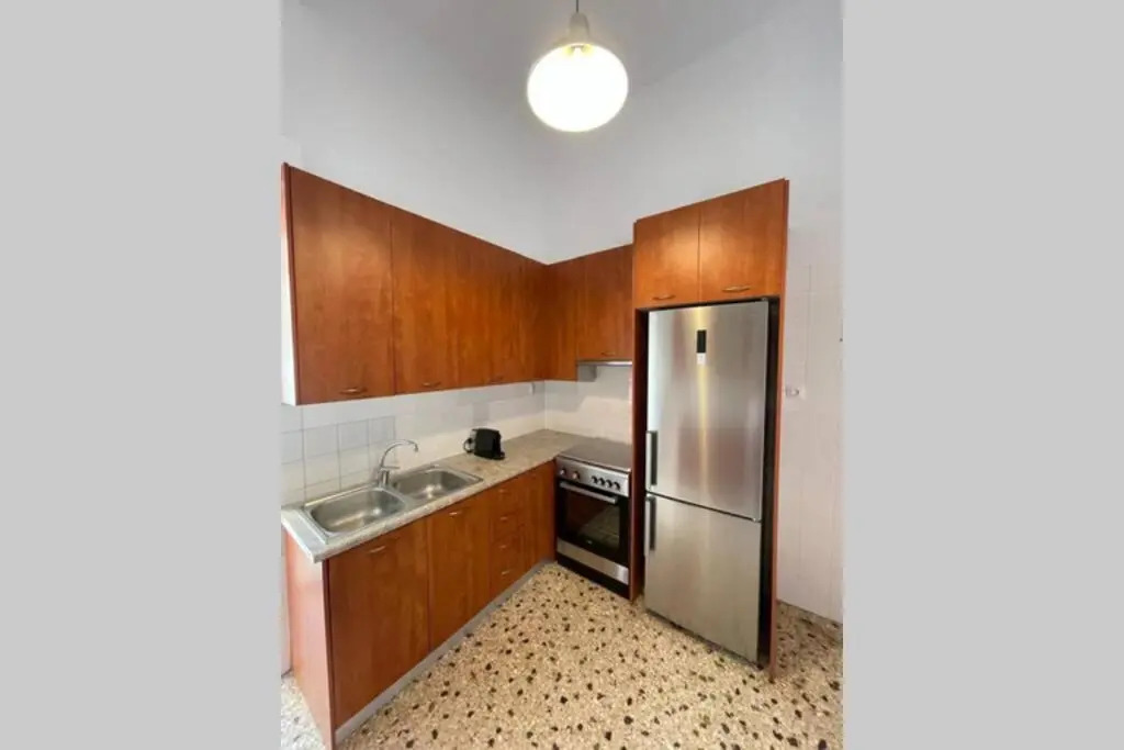PANOS ROOMS Modern 3-Bedroom apartment