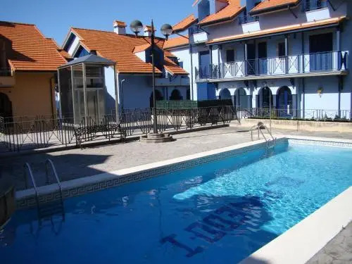 Apartamentos El Pinedo